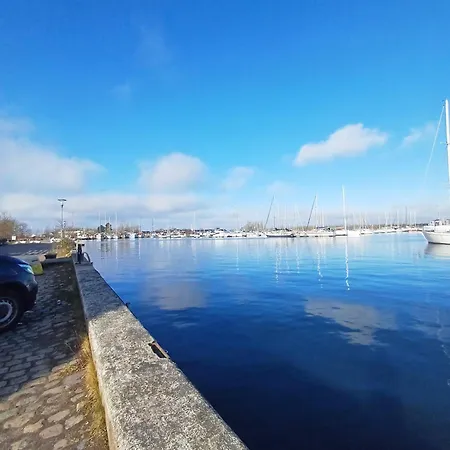 Close To The Marina *